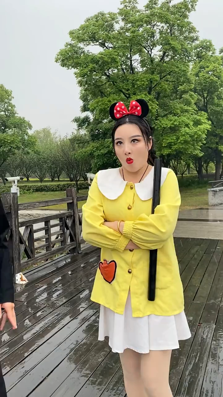 这些绿头鱼都在做什么?