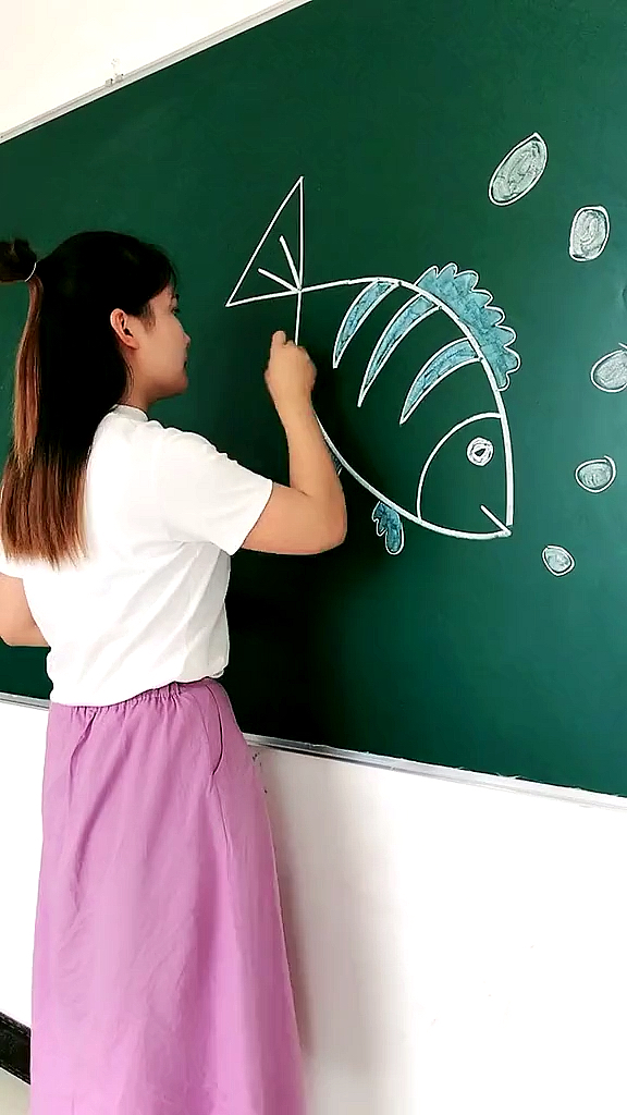#儿童画画教学#数字4简单画鱼#简笔画