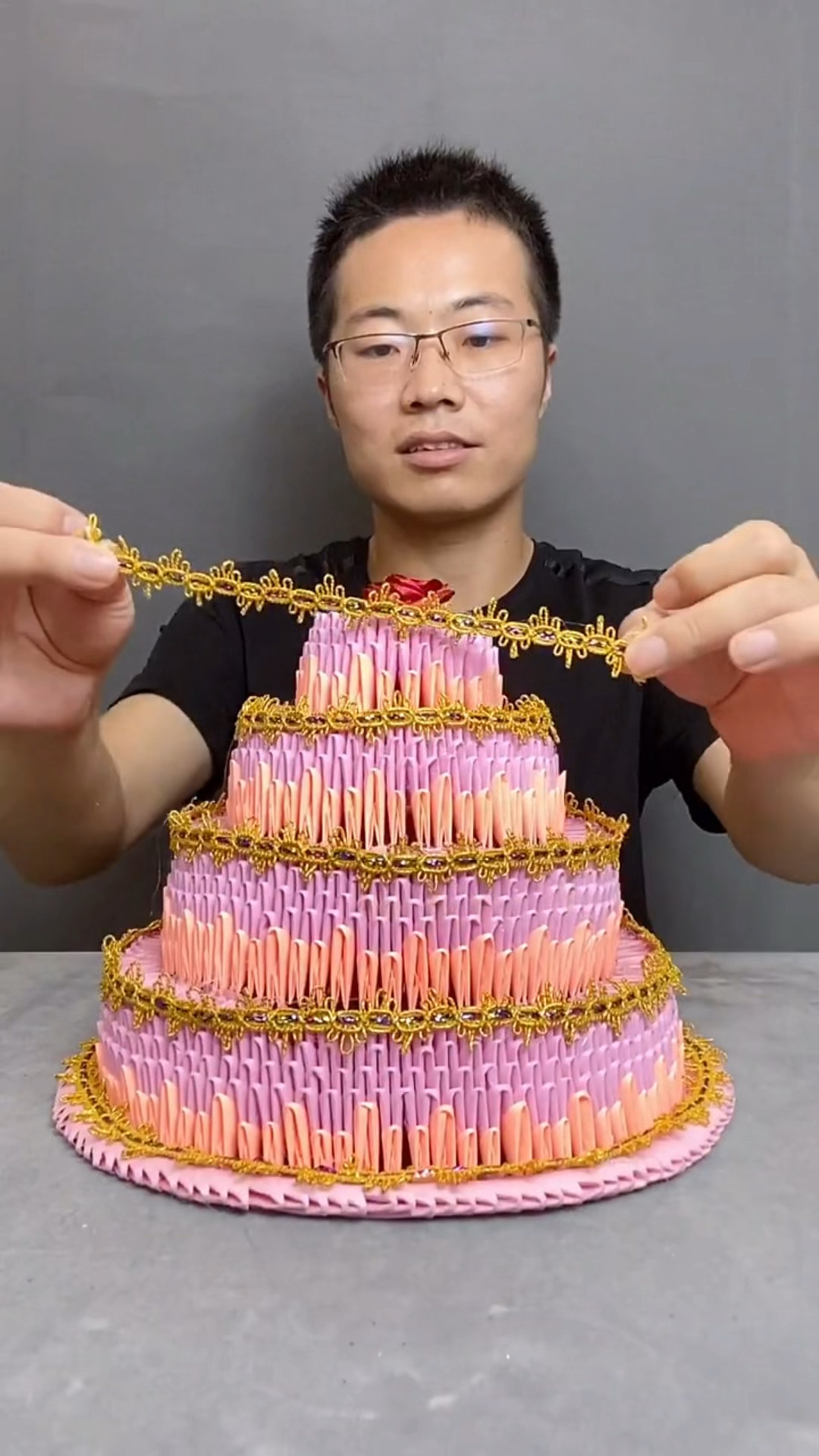 #手工制作#今天我生日，用纸片做个蛋糕，你会祝我生日快乐吗