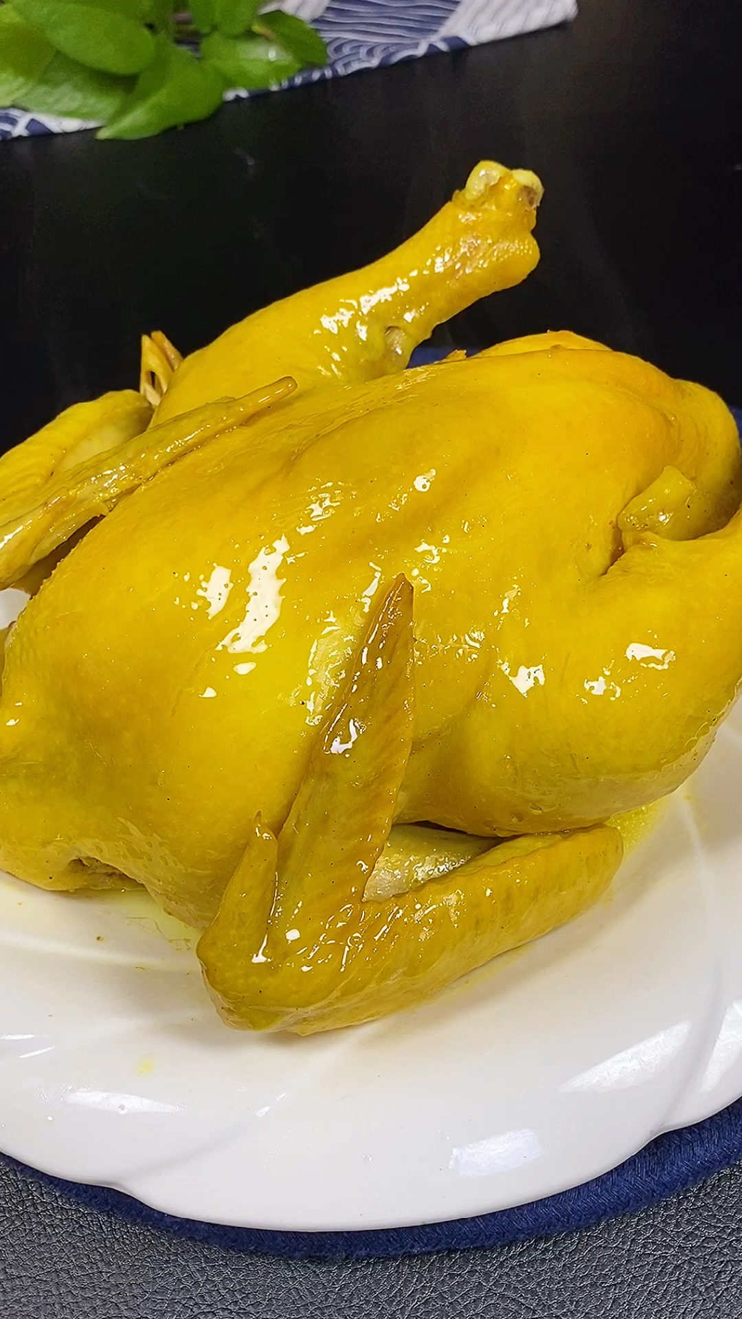 #盐焗鸡#一个电饭煲就能做的盐焗鸡,你学费了吗?