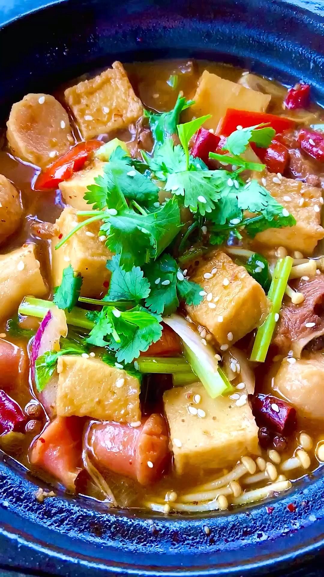 #美食看中国#特色鸡公煲,一鸡两吃,吃完还可以涮火锅!