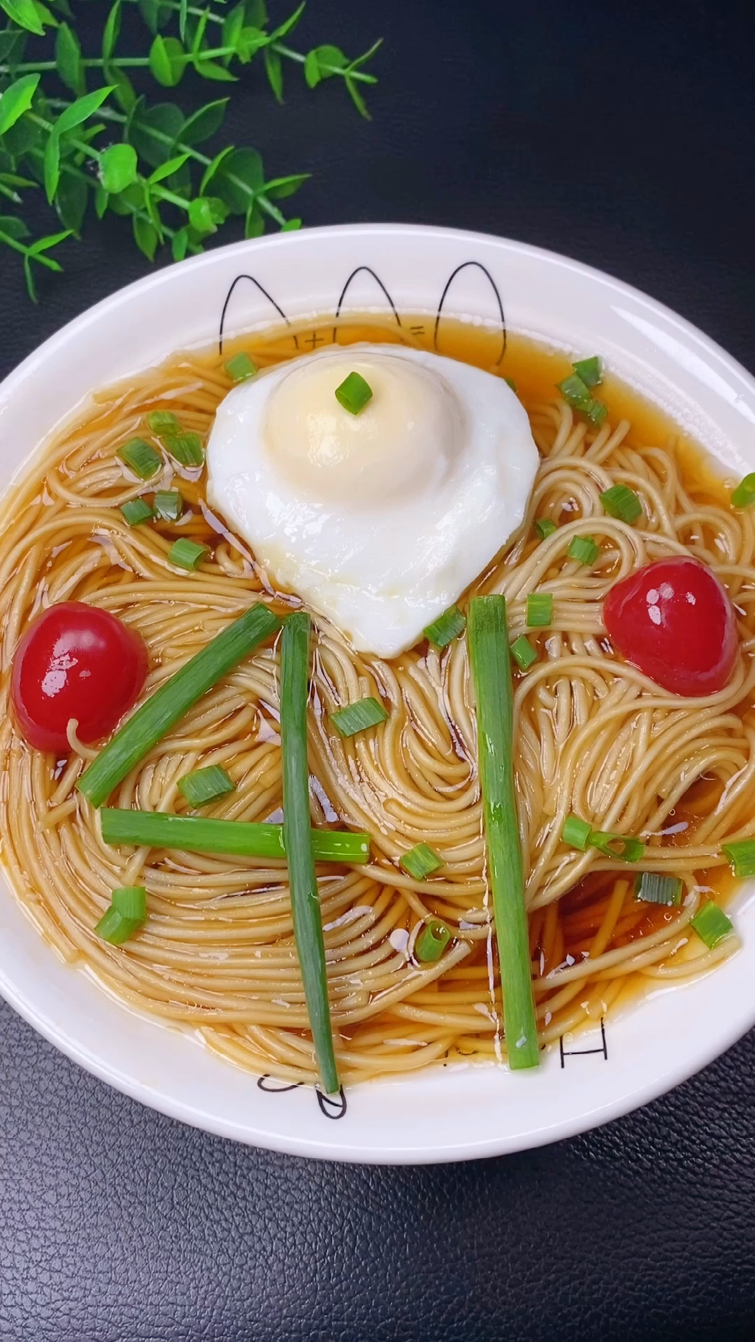 #祝我自己生日快乐#说出来不怕你们笑话,今天连蛋糕都没有,没有惊喜没聚会,但我还是想有个简