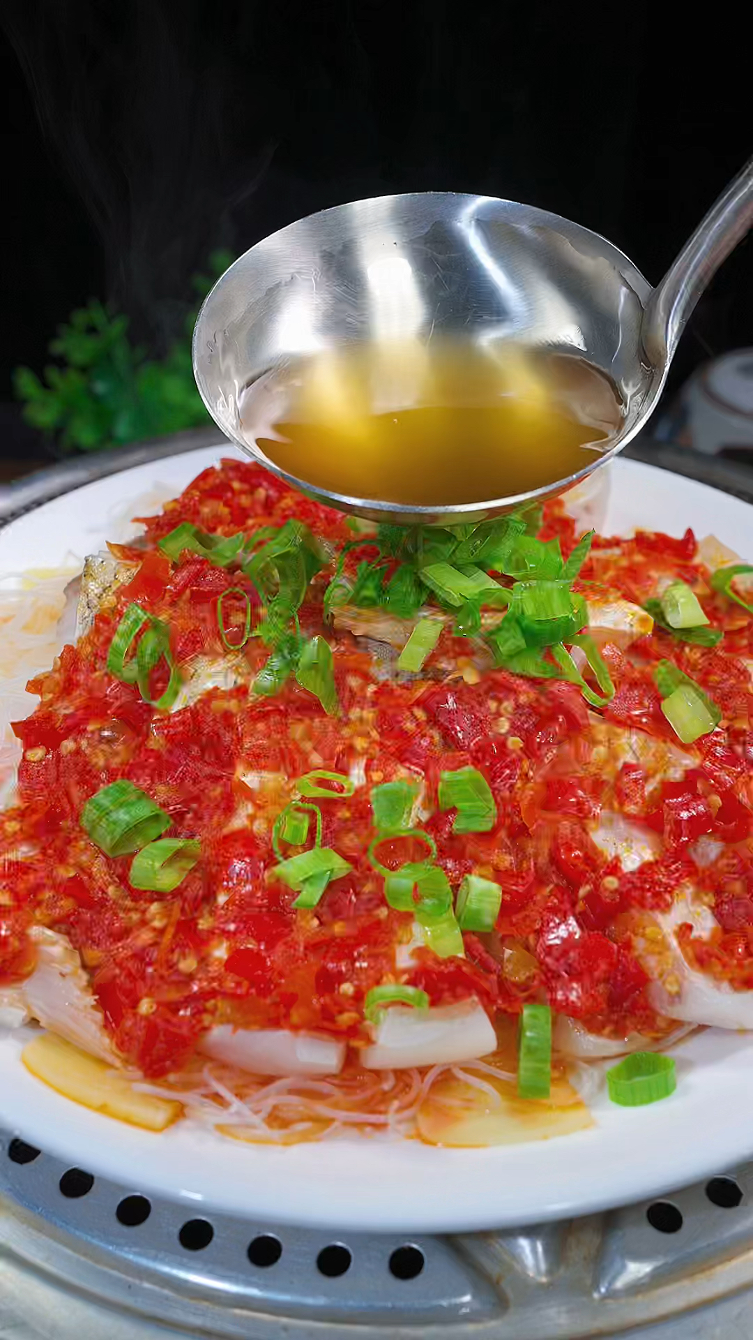 剁椒蒸鱼腩做法,好吃又下饭