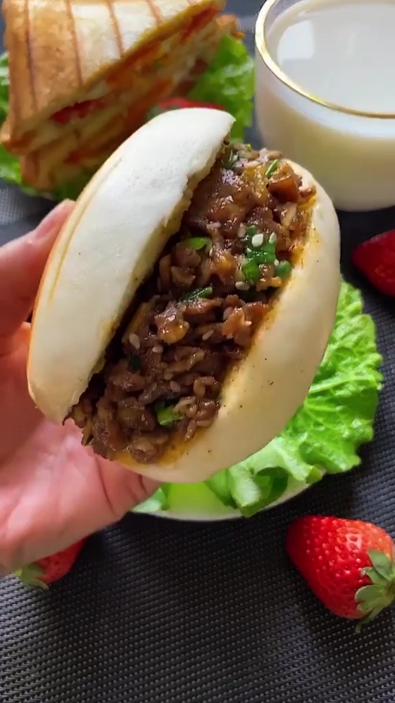 #美食#世界上最好吃的肉夹馍,跟我学起来