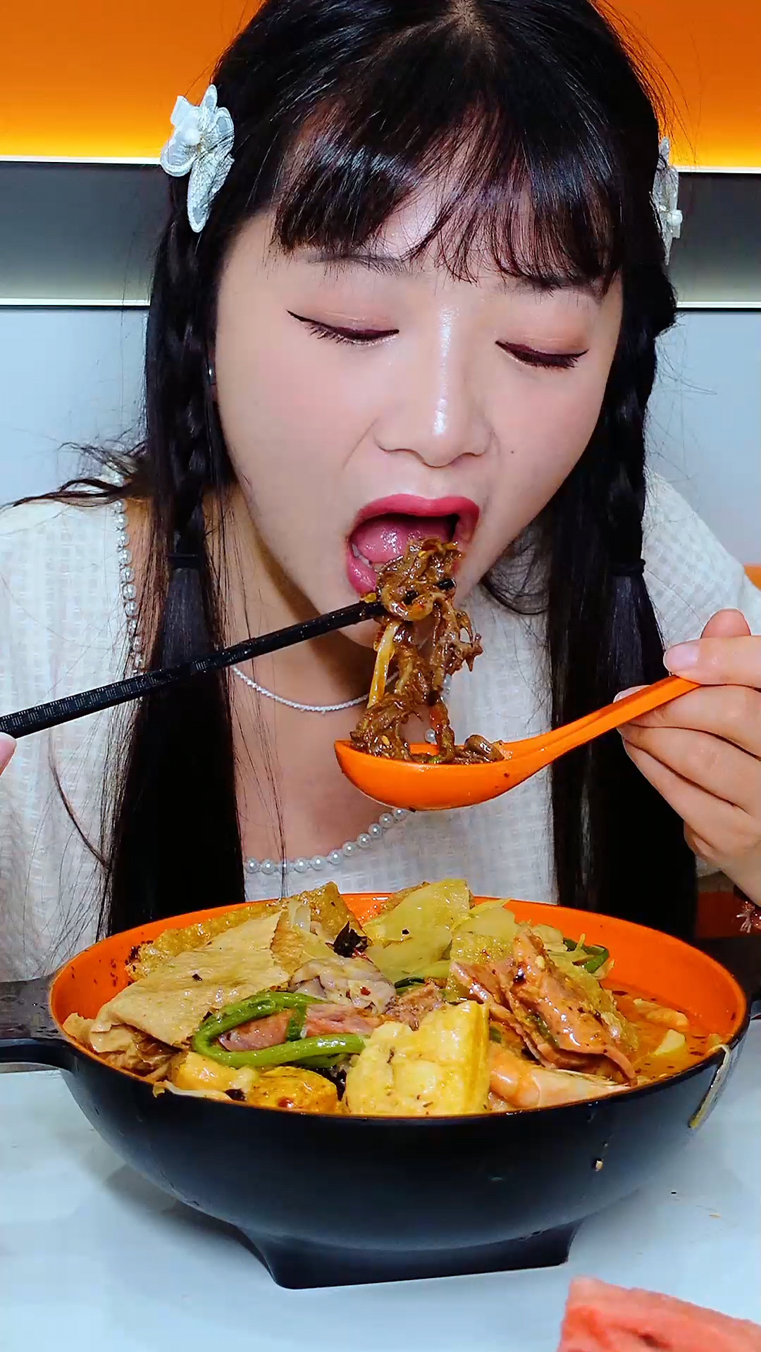 #探店美食#帮你们尝过了,张亮麻辣烫确实好吃!