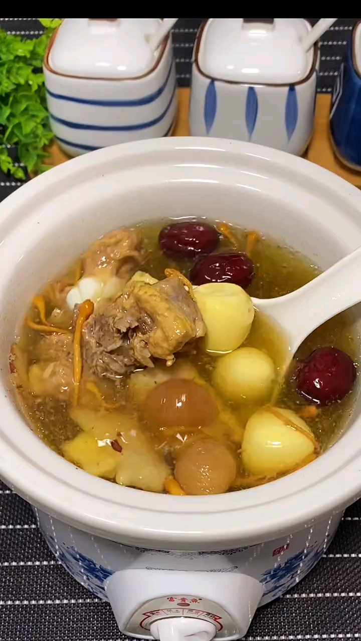 排骨汤怎么做才能营养又美味呢!