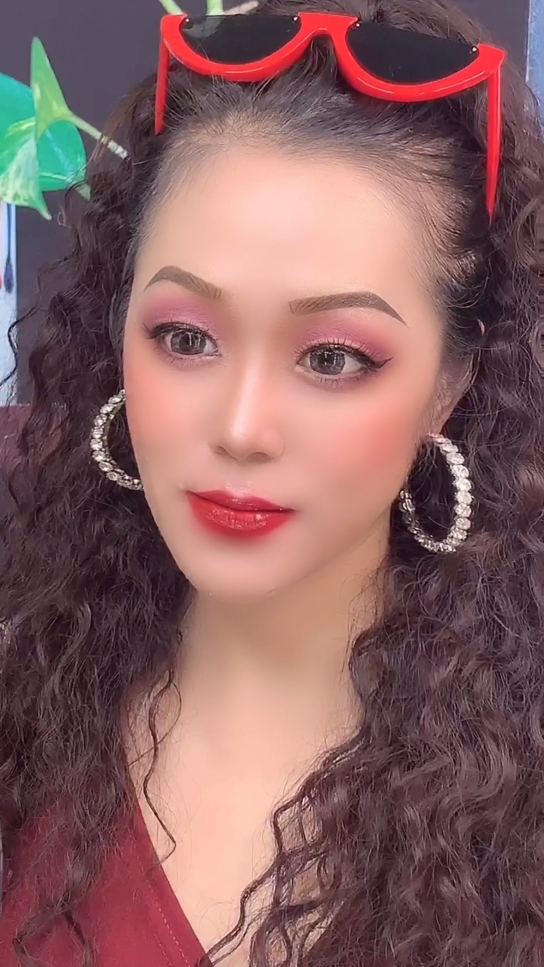#我要上热门#喝不喝秋天的第一杯奶茶不重要重要的是再不努力挣钱的话冬天的第一口西北风肯定能