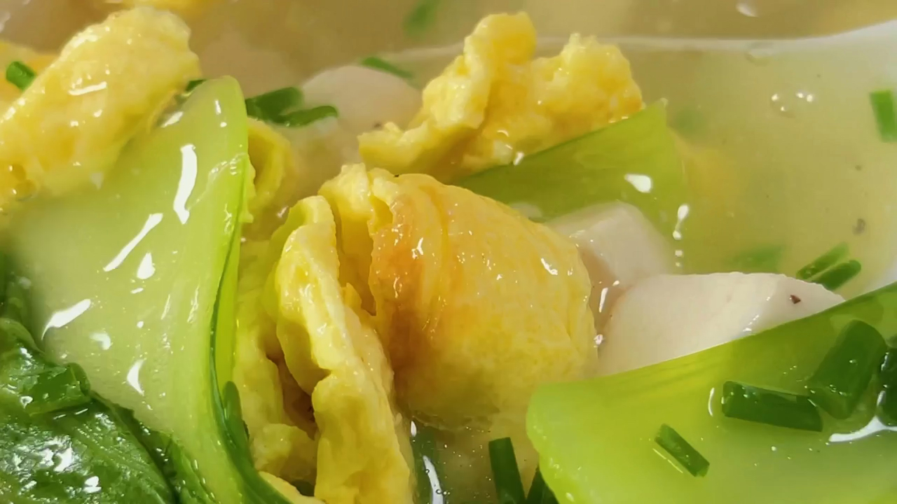 #减脂晚餐#豆腐青菜汤,都是脂肪害怕的食物,晚餐这样吃低卡又营养,鲜美好喝