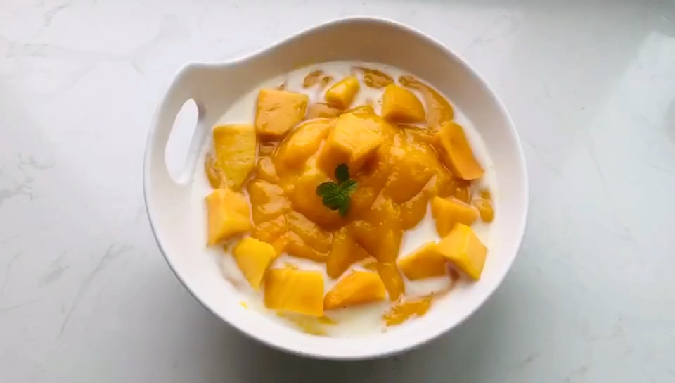 #美食#在家轻松做芒果冰沙,味道胜过甜品店30+一份的