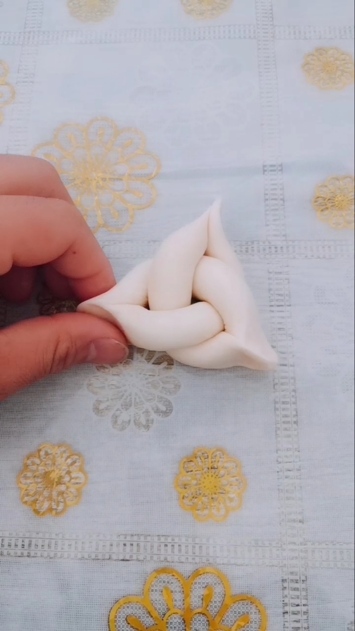 #我要上热门#超简单的花馍制作