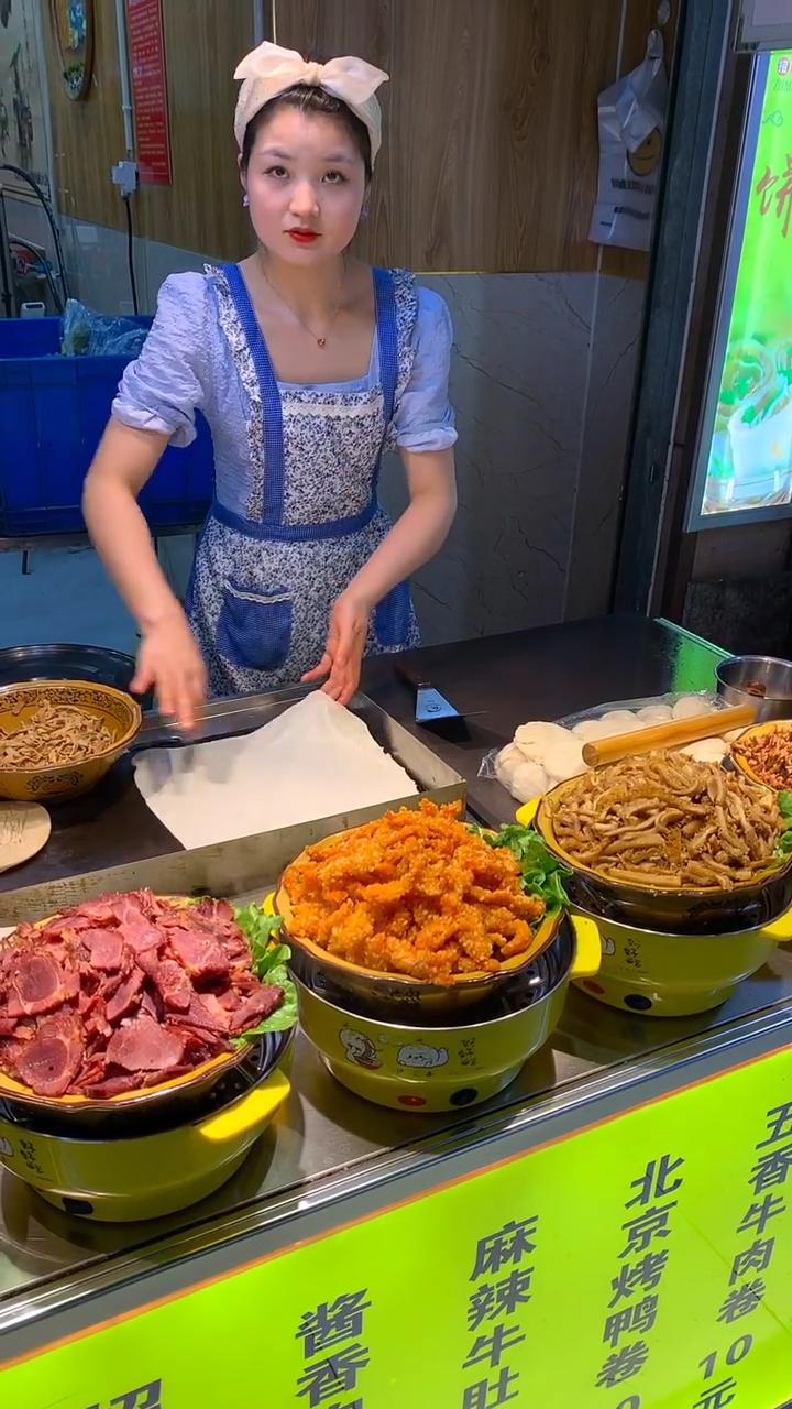 路边小吃卤肉卷,你吃过吗。