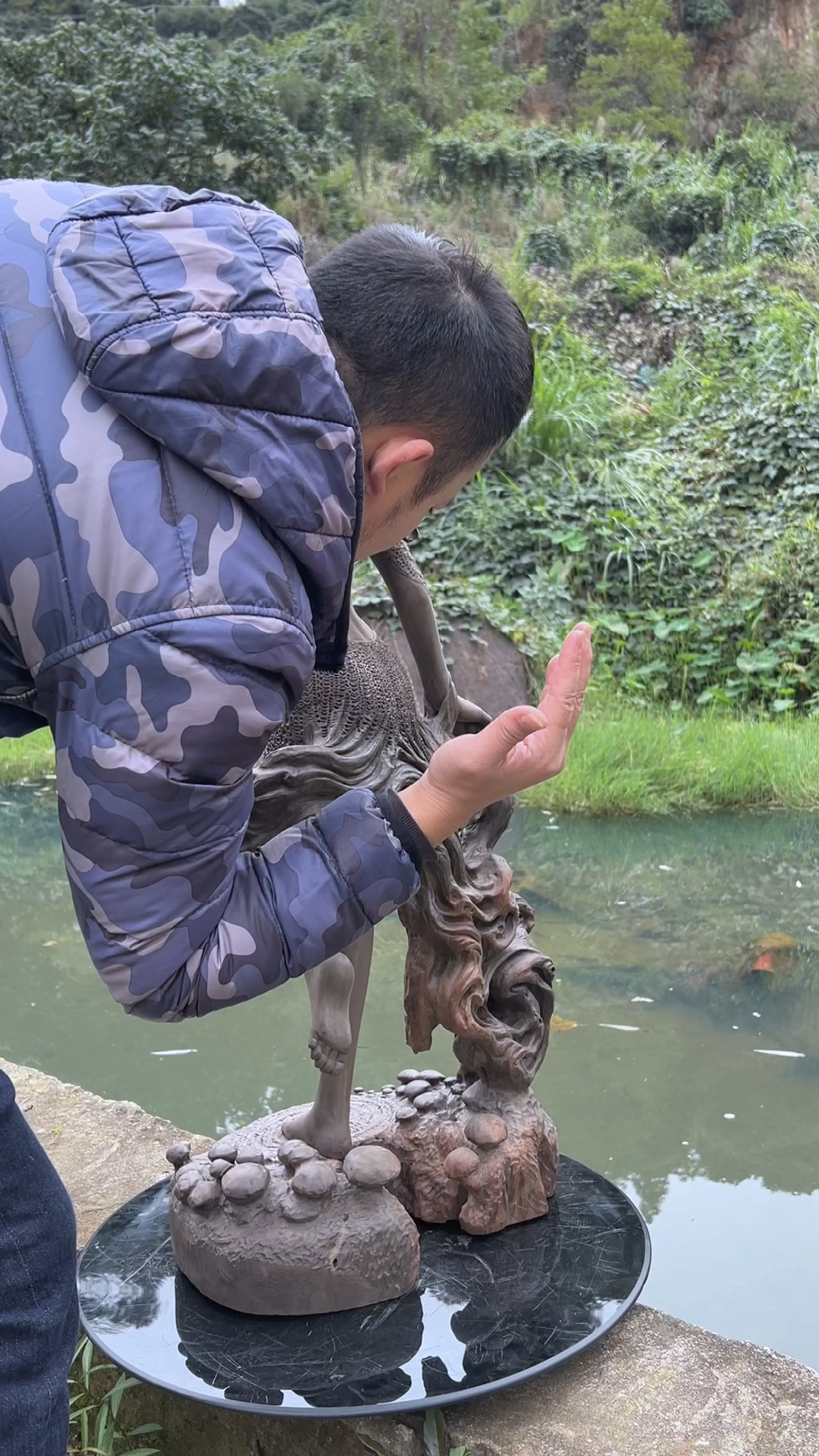 转身美极了！！用艺术眼光欣赏木雕。