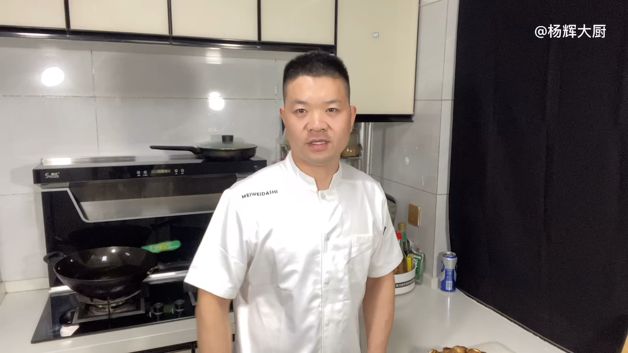 #面食巨好吃#家常菜《拔丝芋头》