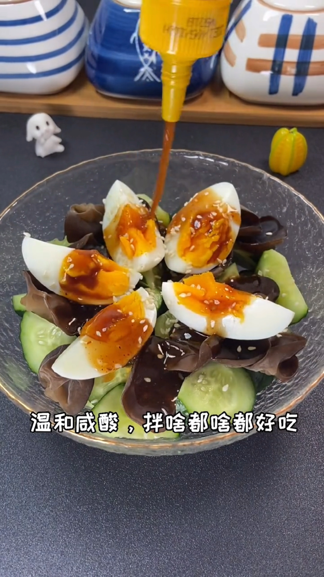 #再不减肥就晚了#晚餐不知道吃什么的,试试这个水煮蛋加生黄瓜