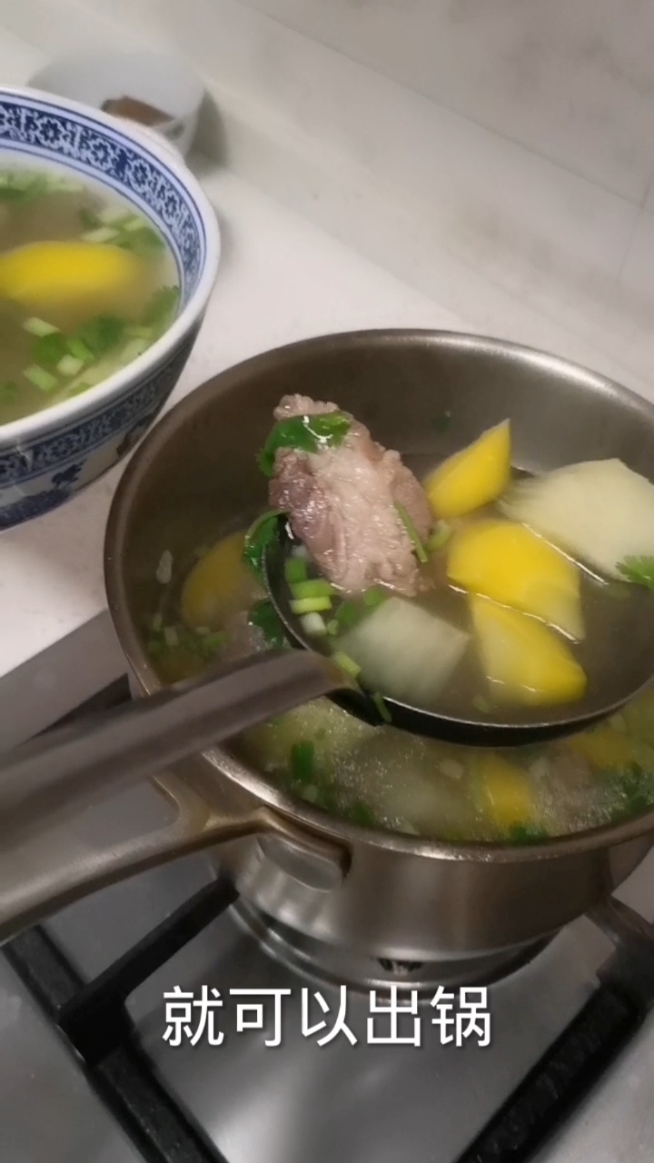#在家做个拿手菜#新疆传统美食缸缸肉,既能吃肉又能喝汤,冬季吃它非常的有营养。