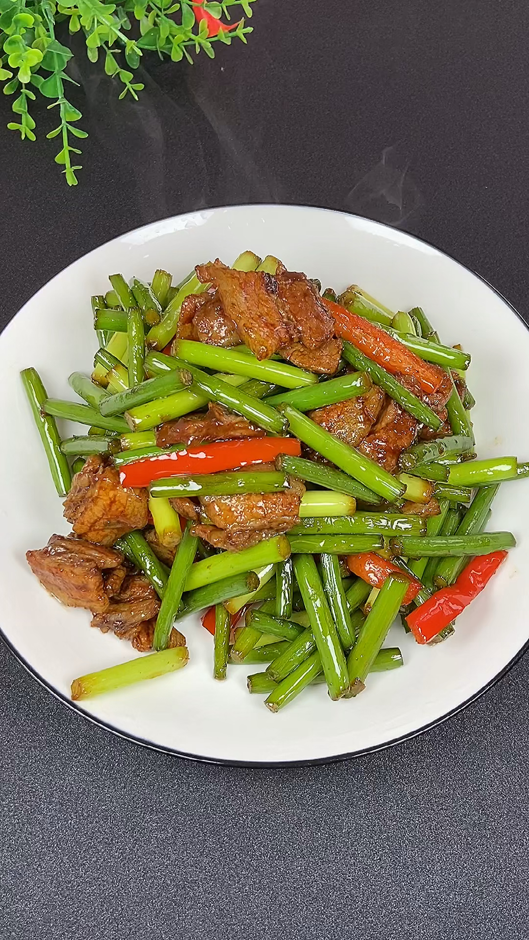 蒜苔炒肉