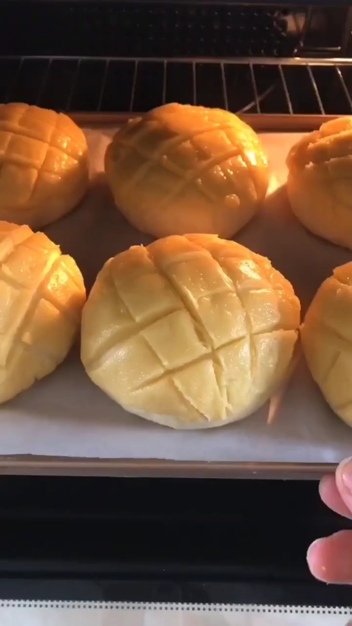 港式菠萝包想吃进来学