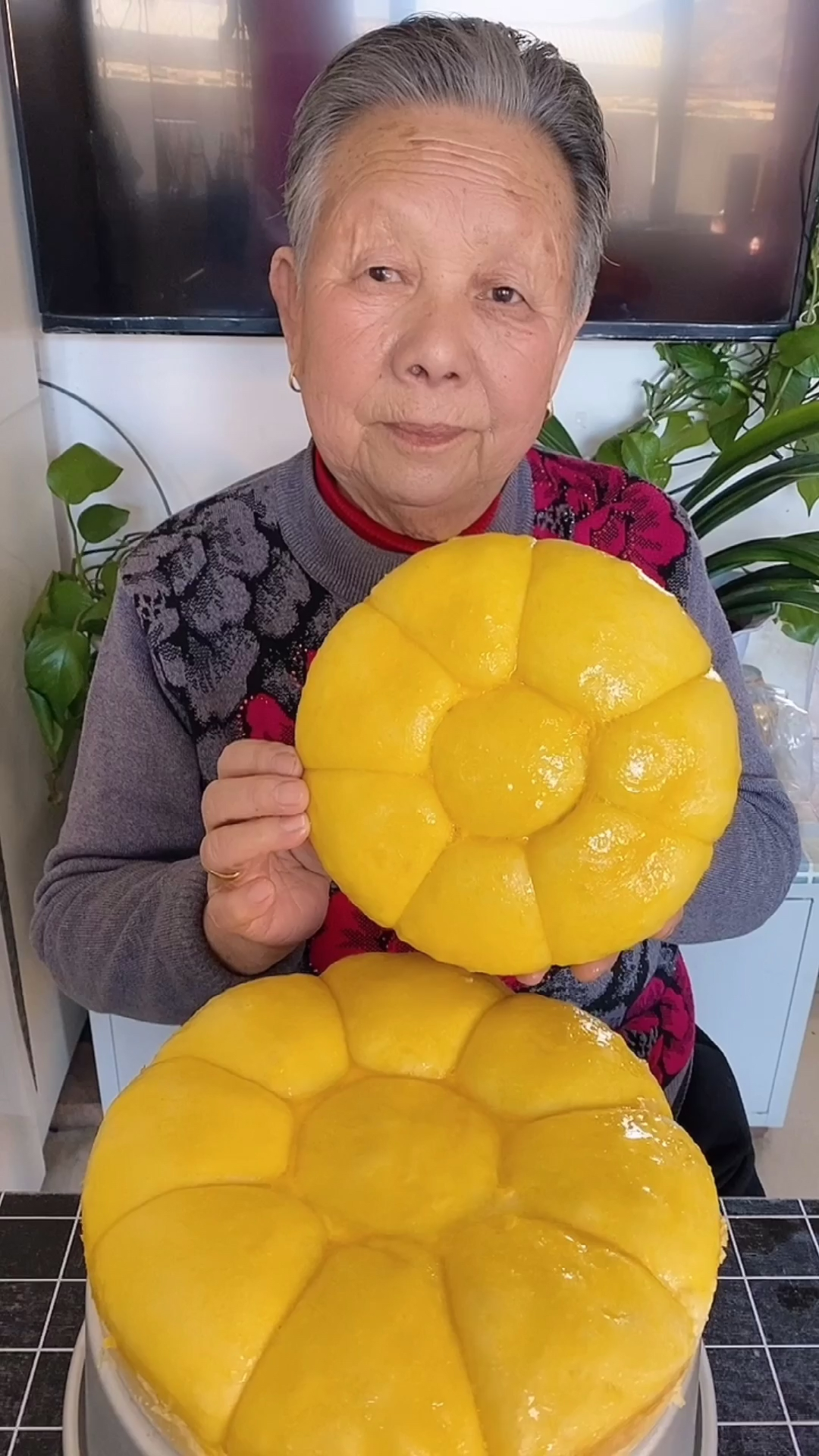 姥姥自制太阳花面包