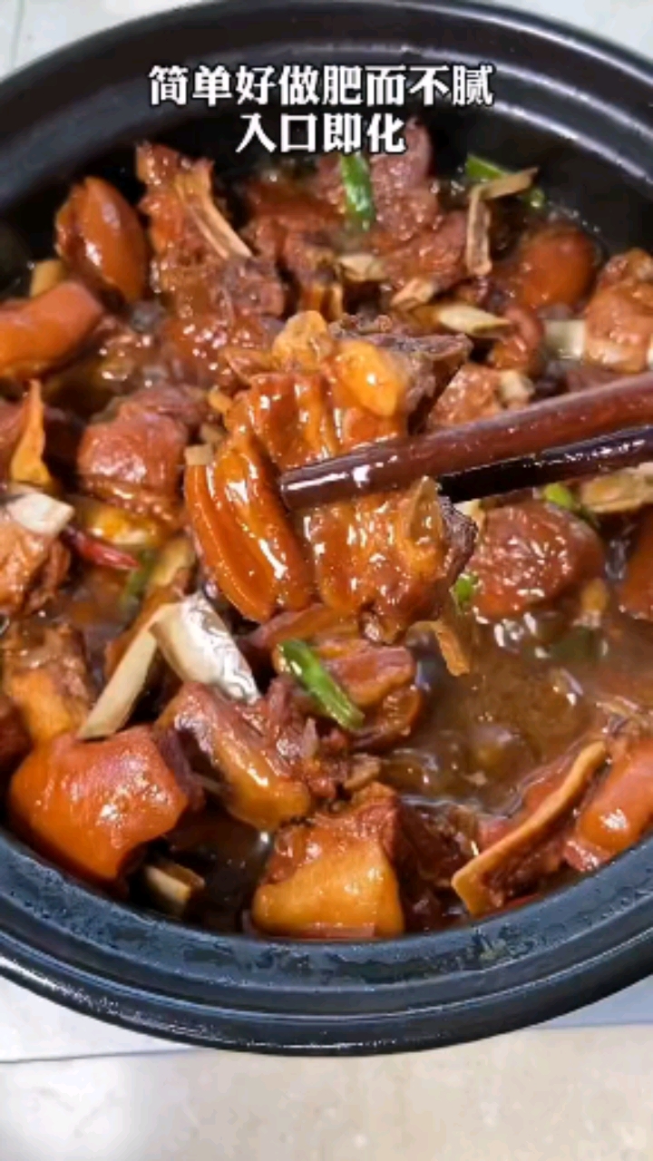 #美食记#羊肉不一定是干锅才好吃,试试这样做红烧羊肉,不一样的味道,你会爱上她的