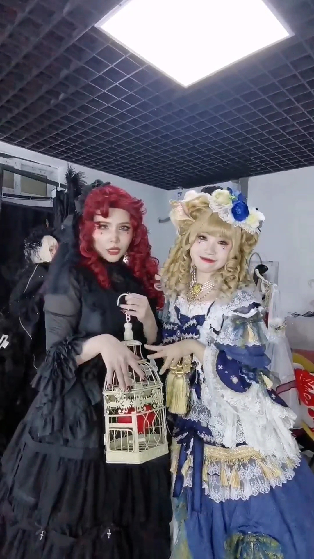 几十个lo娘的走秀前合照,你能认出多少?