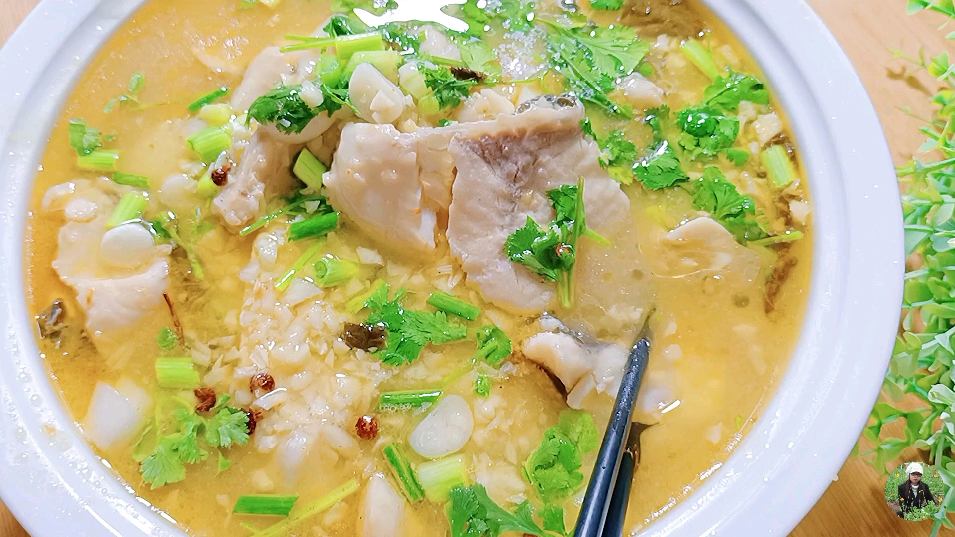 #自制美食#家庭版酸菜鱼,做法是你想不到的简单,鱼肉鲜嫩,汤汁鲜美