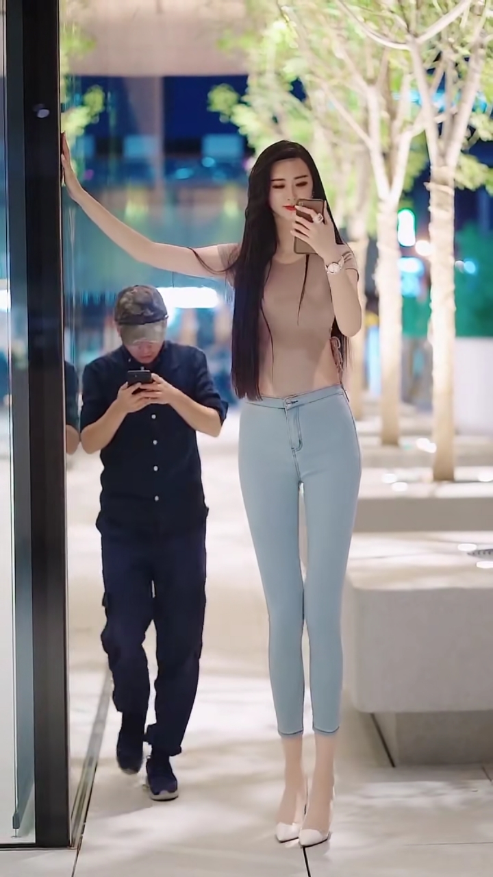 大个子美女#这是什么感受?-度小视