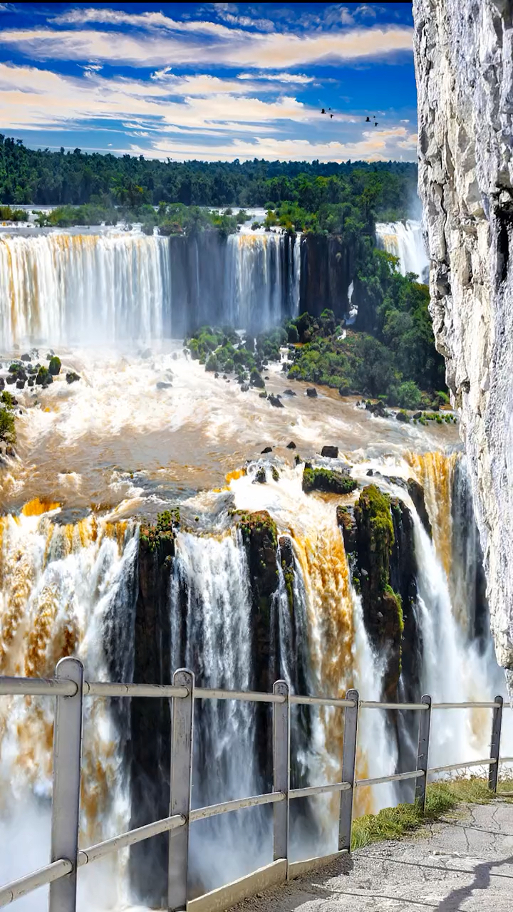 世界最壮观瀑布就在我们身边