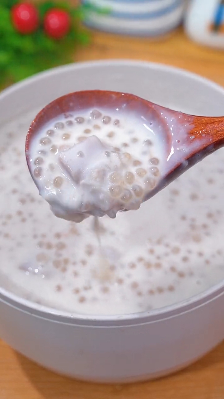 这么热,必须要喝点冰冰凉凉的香芋西米露解暑!-度小视