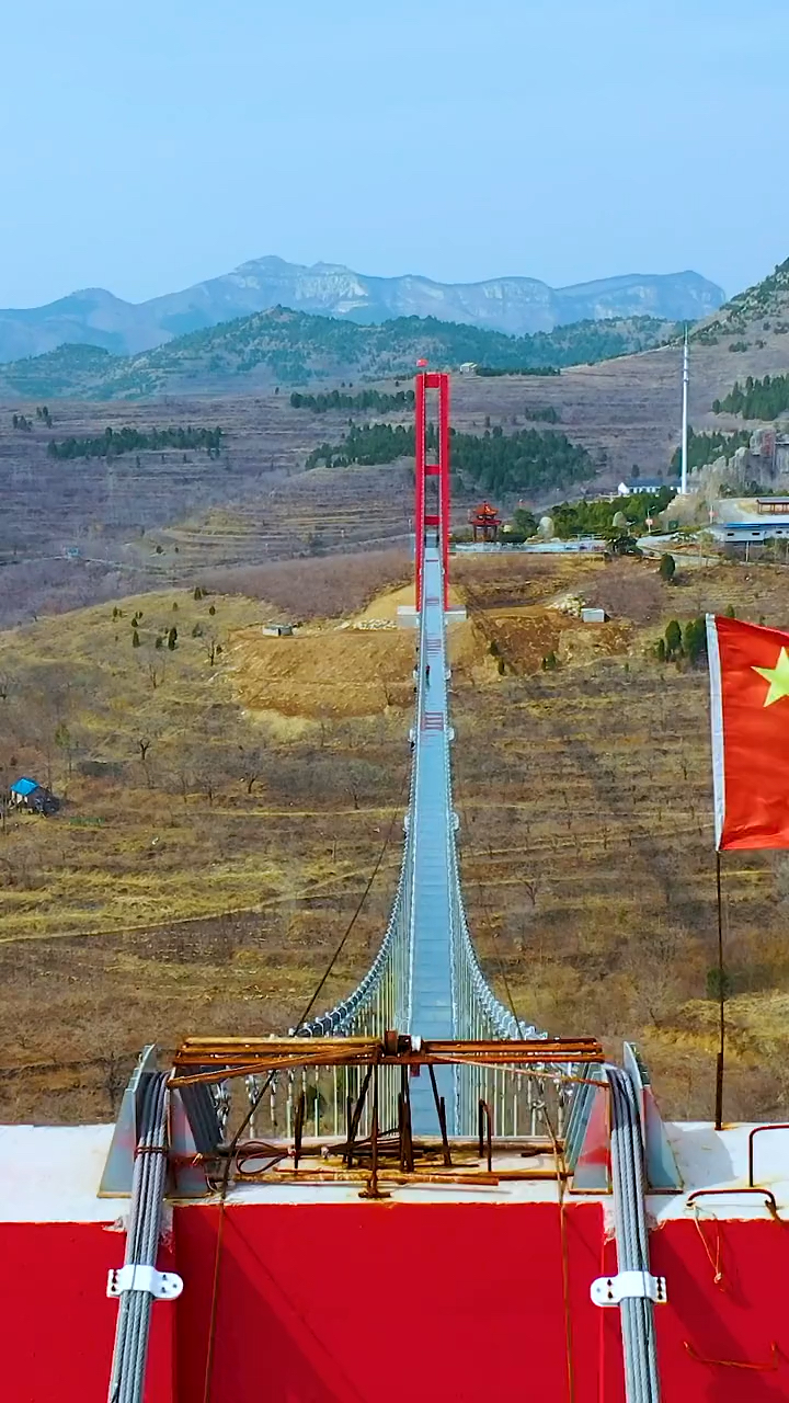 青州九龙峪高空玻璃栈桥长度亚洲第一你敢来挑战吗