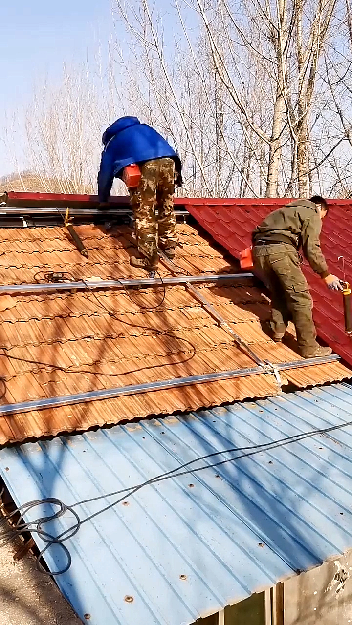 瓦房翻新安装彩钢瓦,好看又好装!