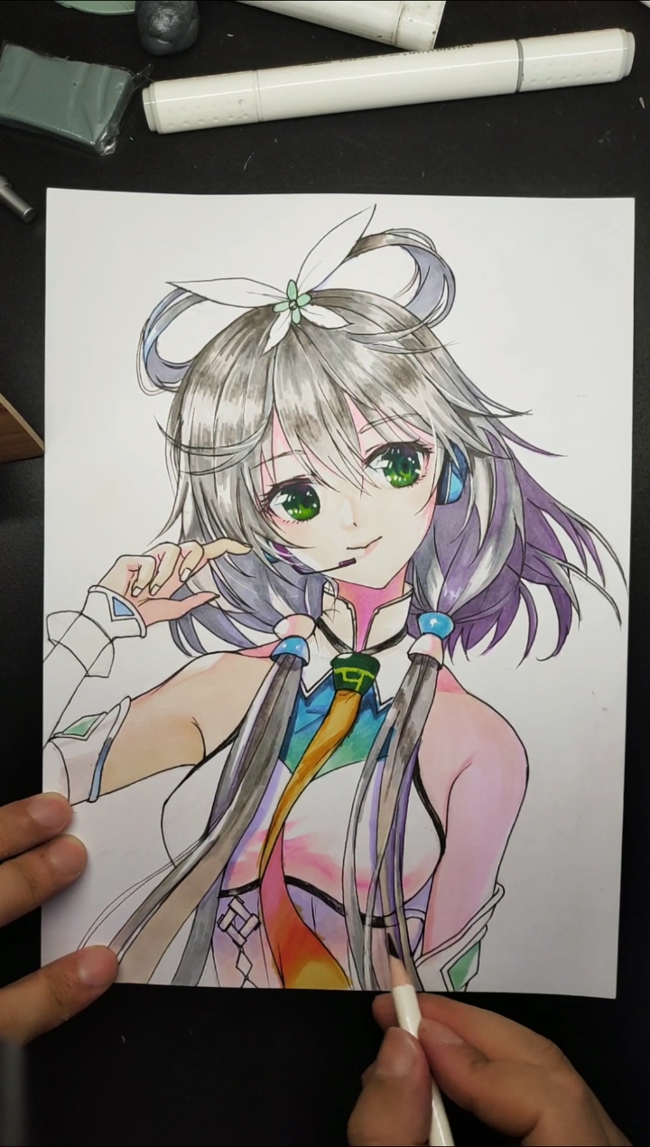 动漫手绘#用不同时间画洛天依-度小视