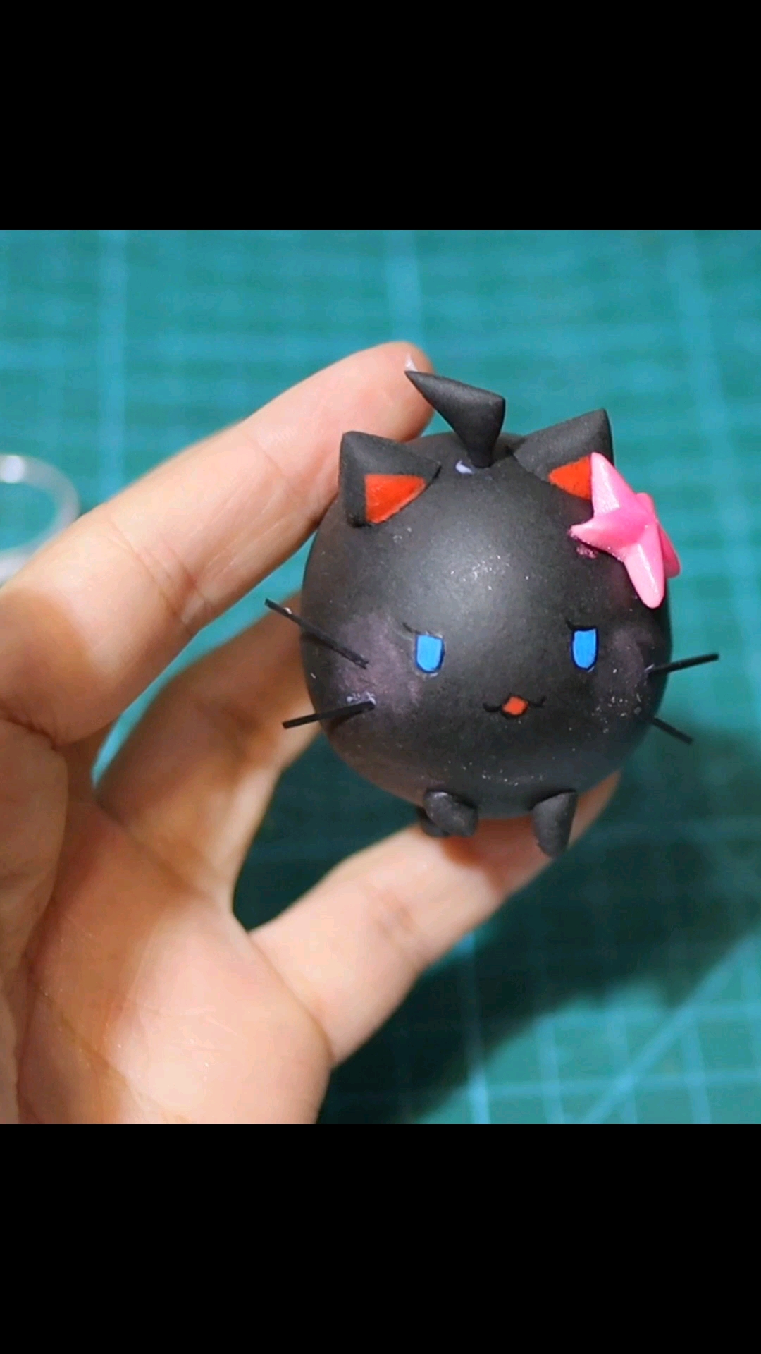 寻找最牛手艺人凹凸世界凯莉猫猫粘土教程