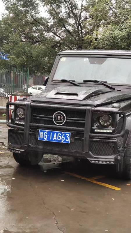 奔驰大吉的小哥哥你有对象吗我缺个对象哦