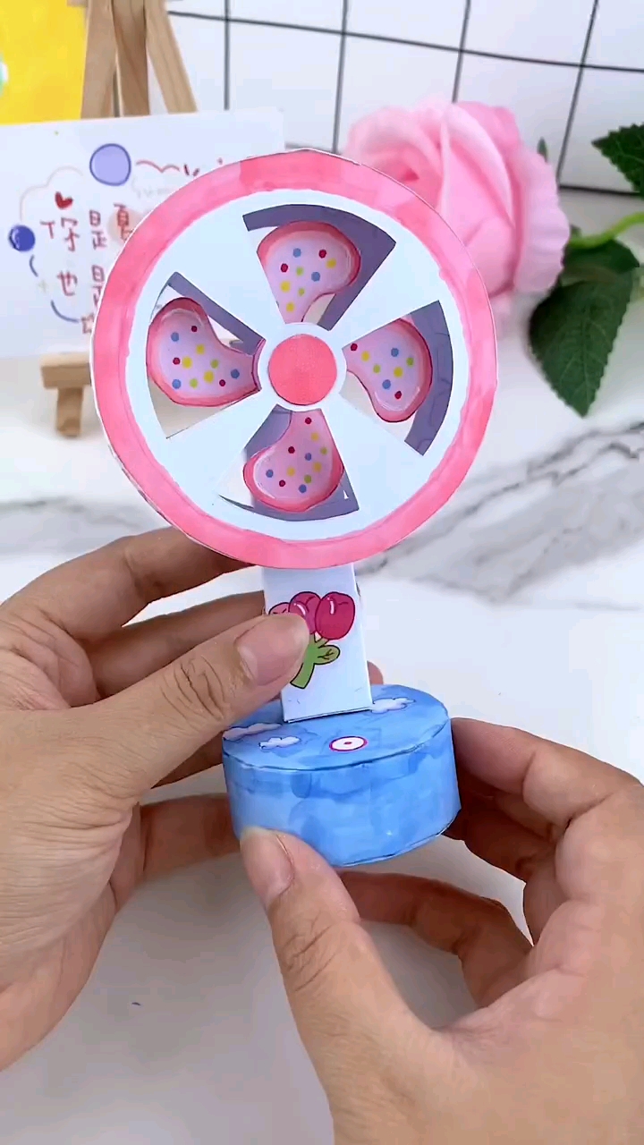 手工制作天太热了用卡纸diy一个电风扇