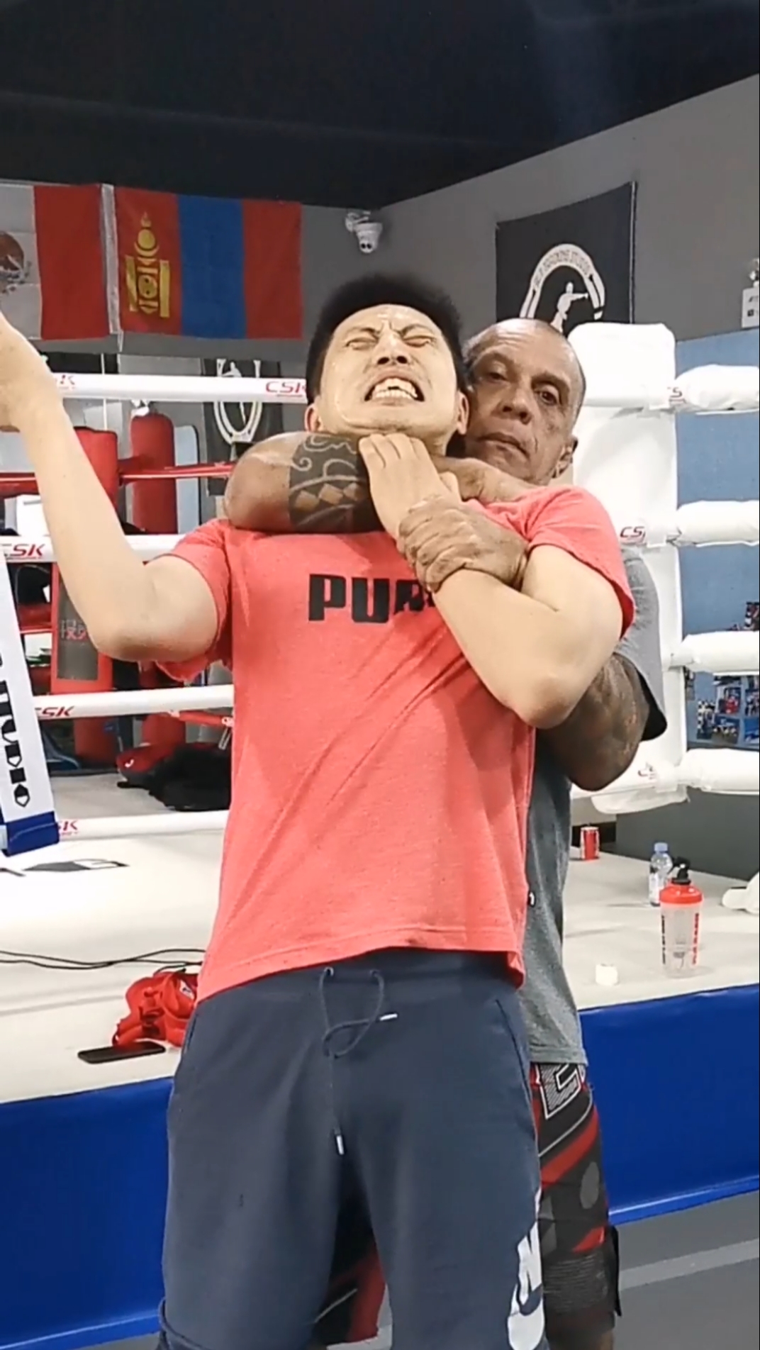 巴西柔术#裸绞的教程巴西柔术日常训练