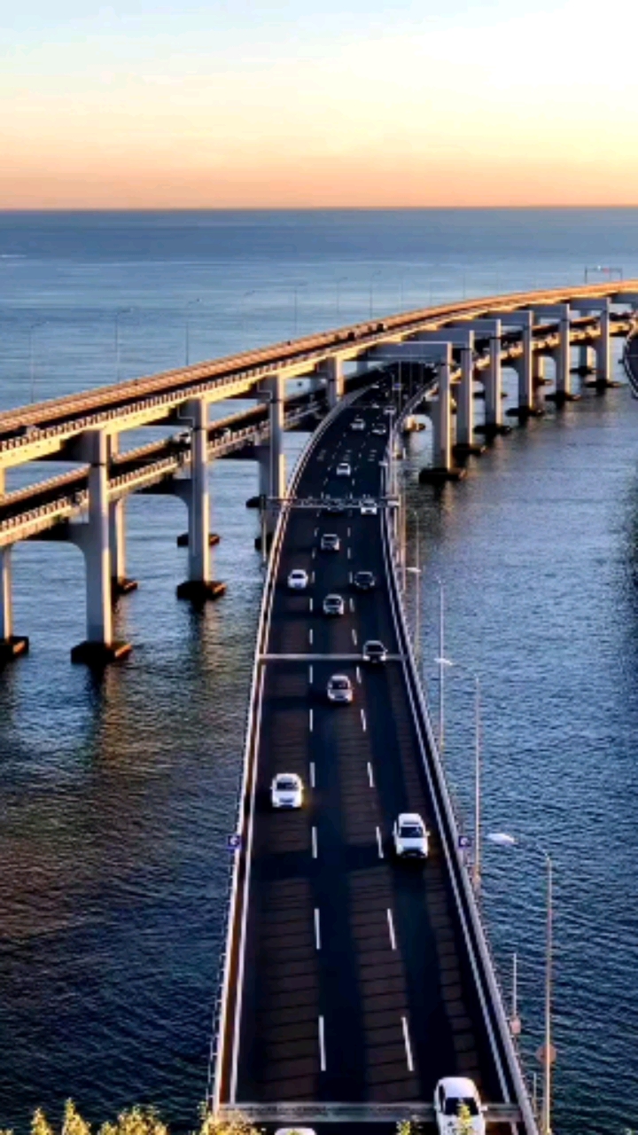 中国唯一一座跨海大桥{东北大连渤海湾跨海大桥}〔星海大桥
