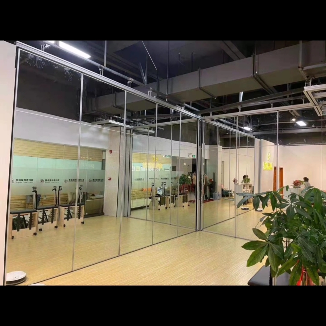深圳盐田广富里善渡瑜伽普拉提镜面玻璃活动隔断项目#舞蹈室#培训室