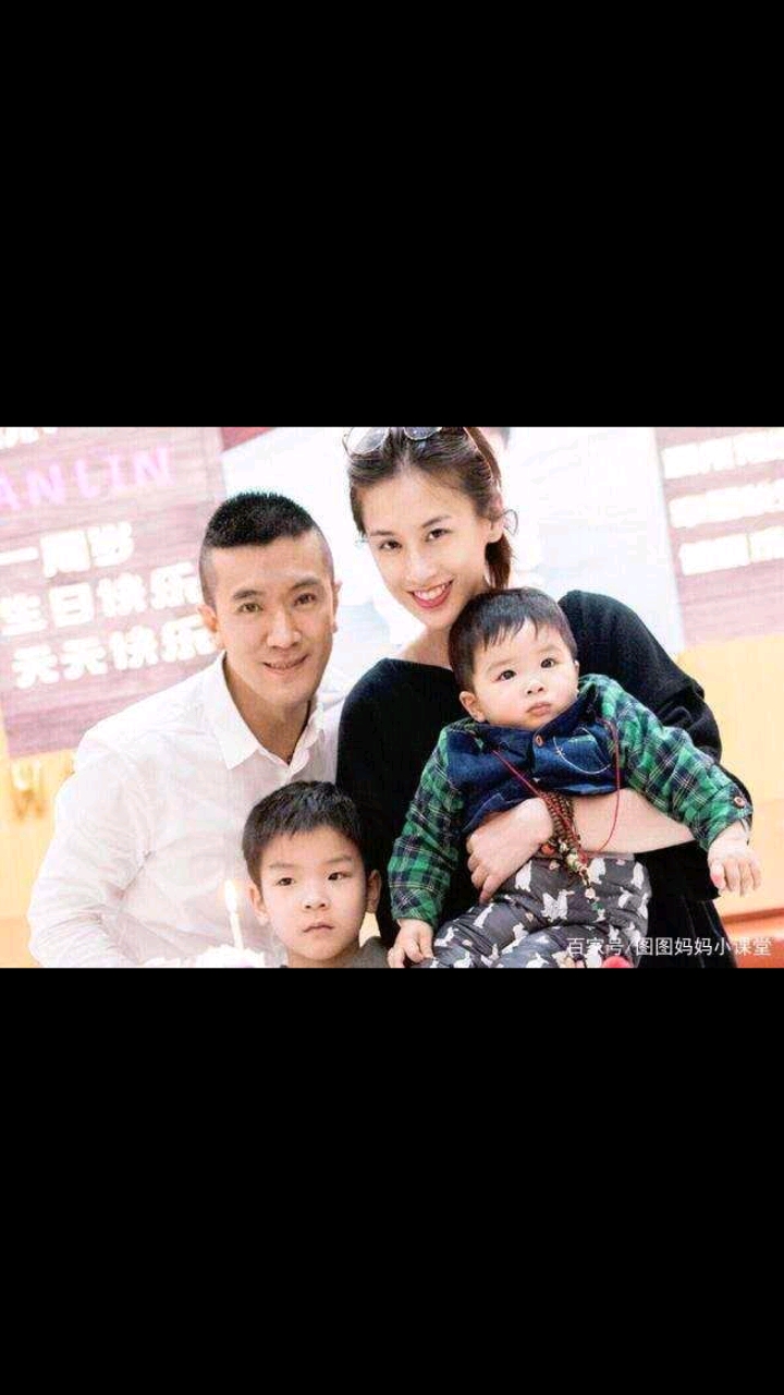 杨子大女儿哈佛毕业,前妻罕露面,气质不输黄圣依
