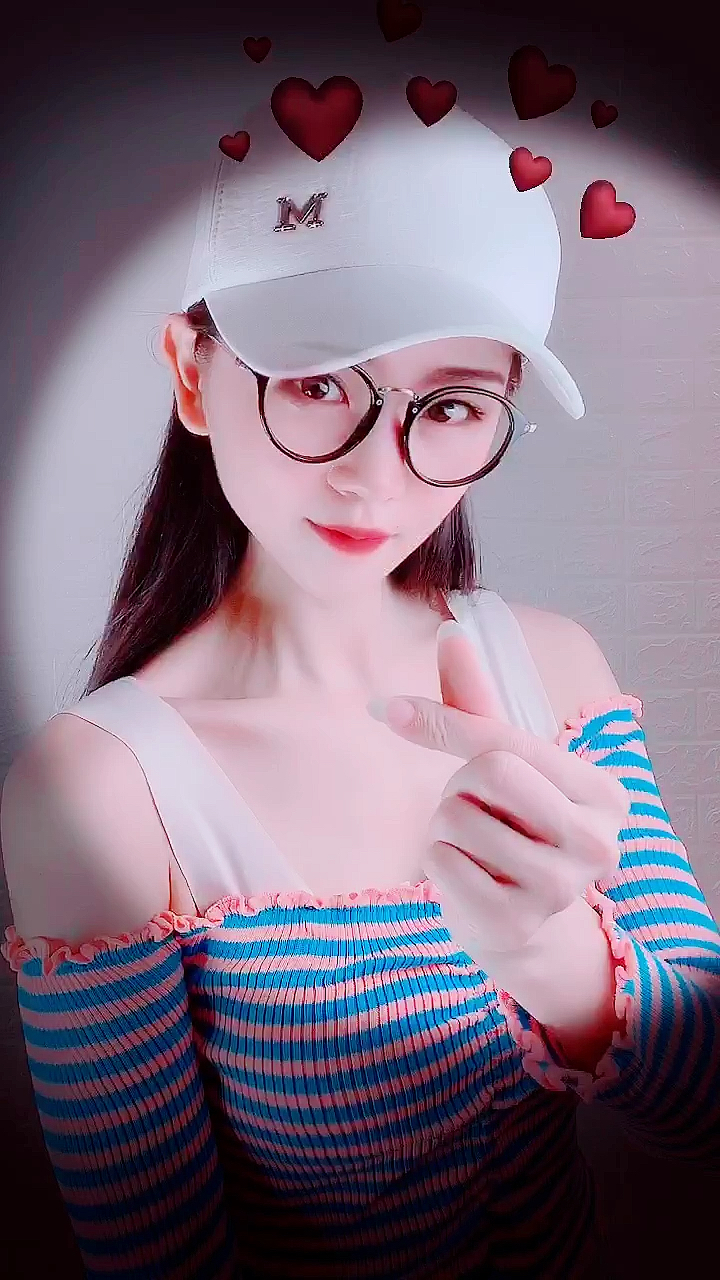 羽儿小姐姐手舞#好像我很少有白色背景的手舞