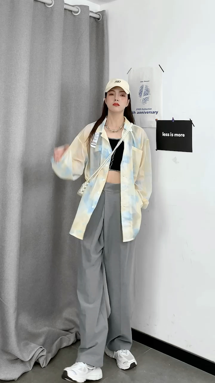 夏日穿搭#沉浸式穿搭夏日感满满呀出街肯定让人眼前一亮r快点安排