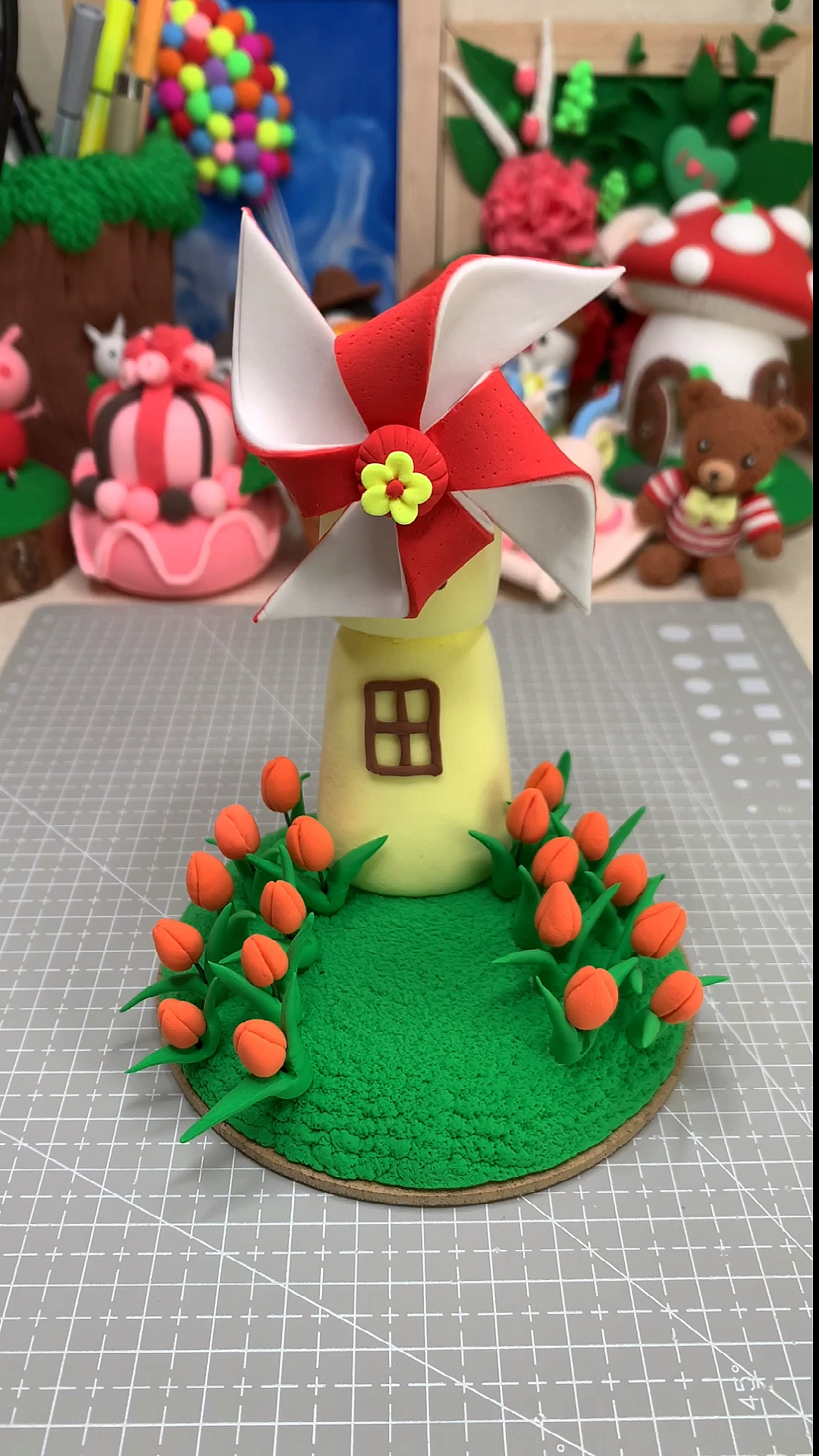 超轻粘土#用牙签和吸管可以做一只转动的荷兰小风车-度小视