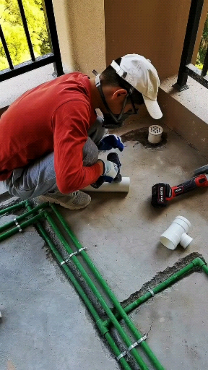 毕节水电维修钻孔#没下沉三通,这样干活行不行?(水电工技巧)