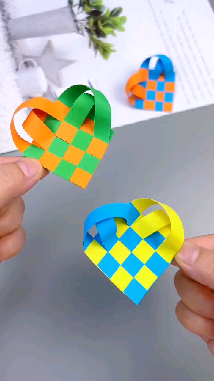 手工制作立体爱心不要再画了用纸条来编织吧