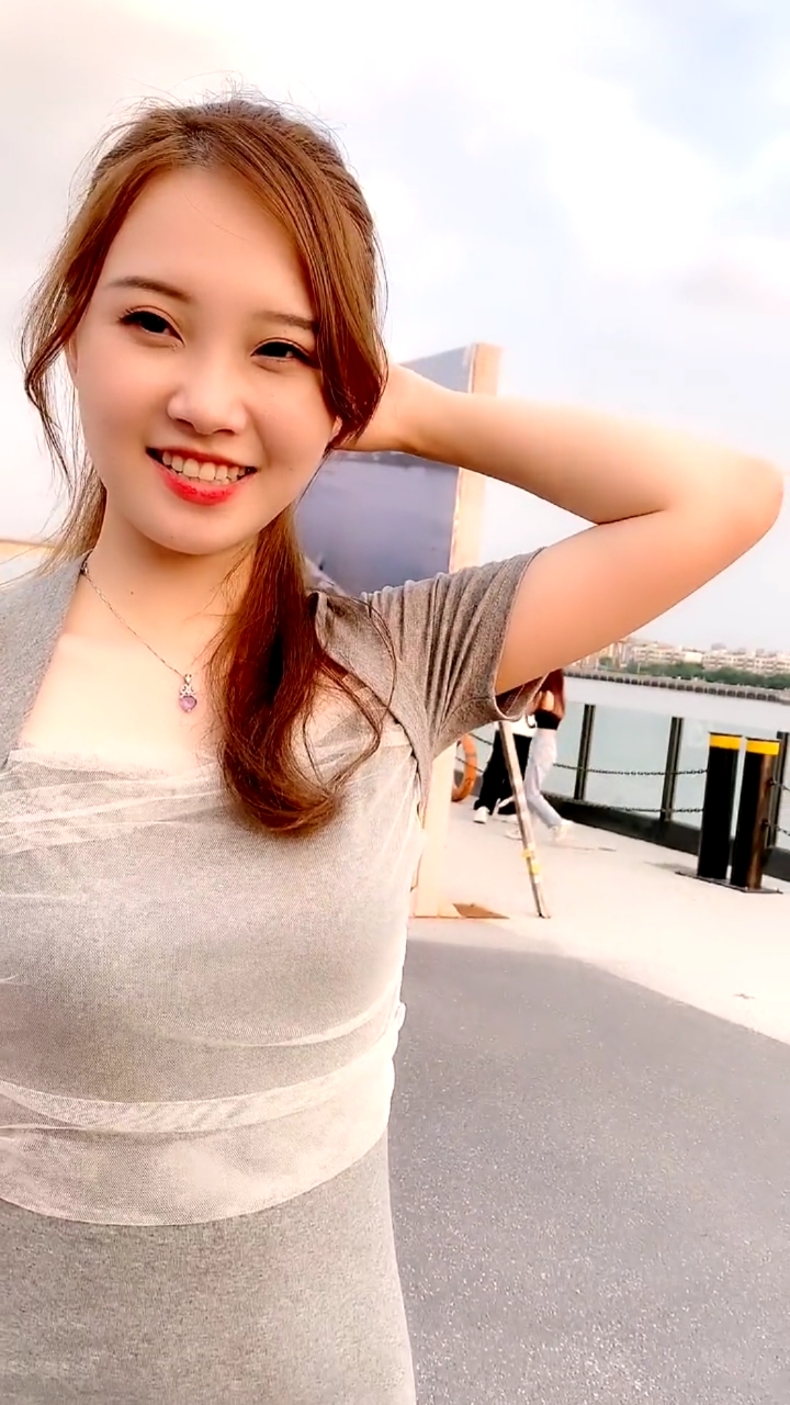 我要上热门#微胖女生