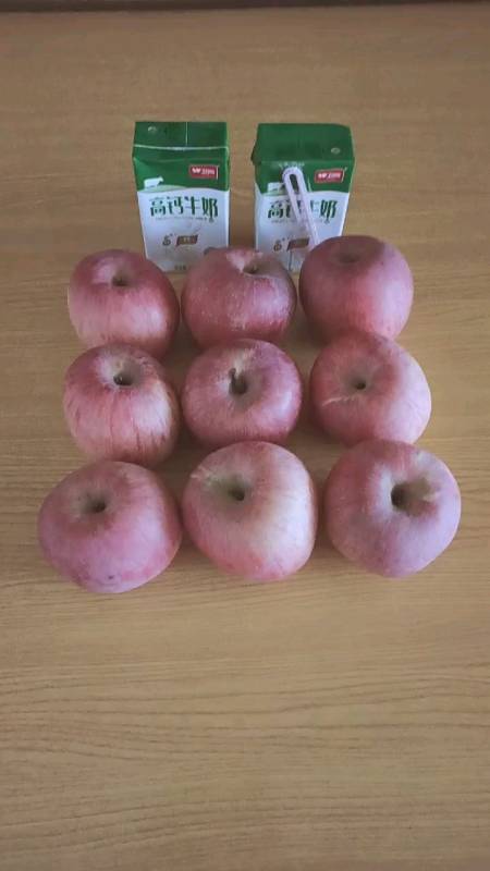 减肥#减肥第九天,挑战苹果减肥法,看看一天能吃多少苹果,会不会掉