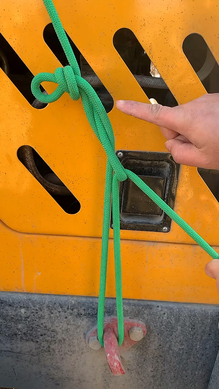 货车司机捆绑货物常用的吊扣结-度小视