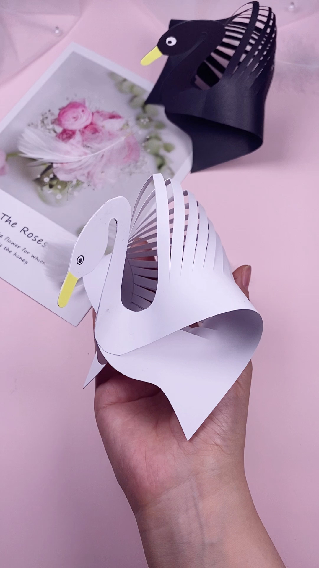 手工制作#一张纸就能做美丽的天鹅!