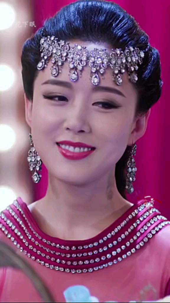 一号太空长:最美嫦娥仙子#颜丹晨美不胜收,温柔可娇,实力演技派-度小