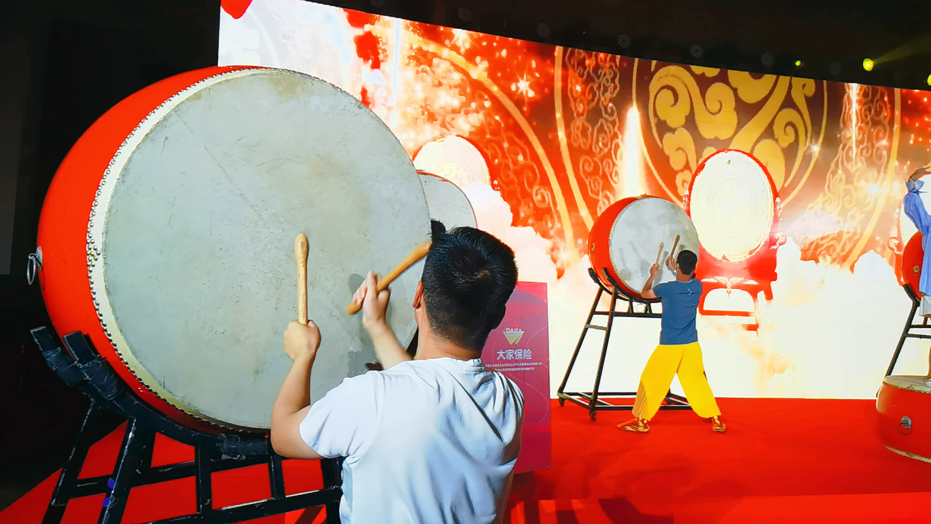 中国传统大鼓表演中国鼓开场秀年会鼓舞表演大鼓出租