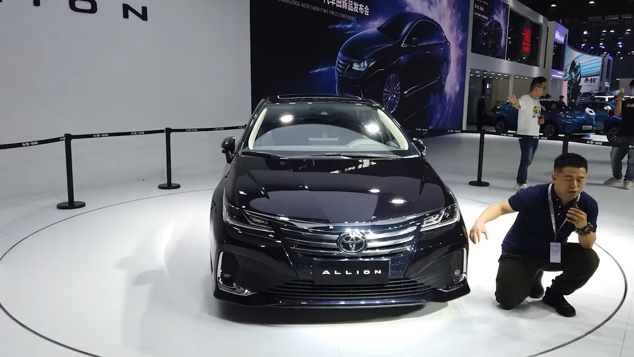 傲澜一汽丰田傲澜又叫凌尚